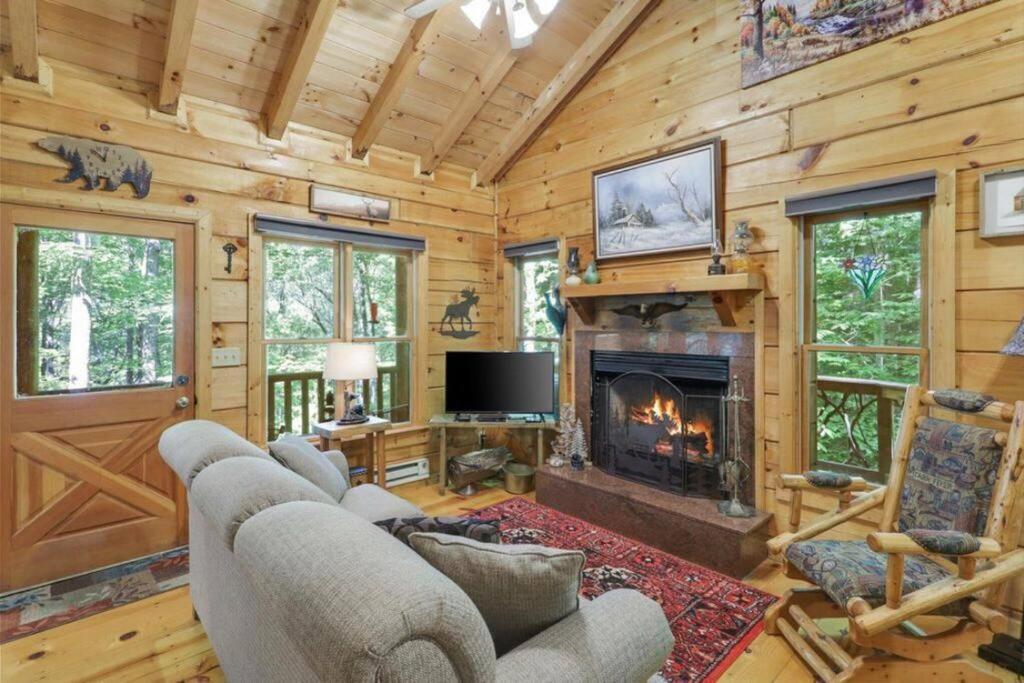Open Studio Lodge At Little Rock Creek Cherry Log Eksteriør bilde