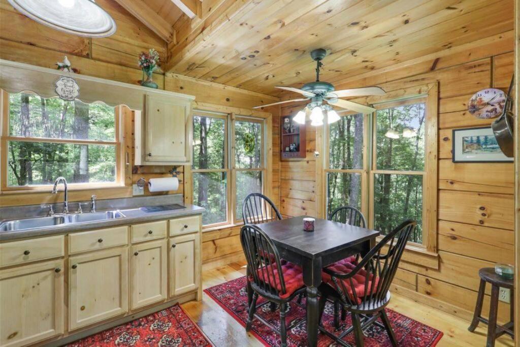 Open Studio Lodge At Little Rock Creek Cherry Log Eksteriør bilde